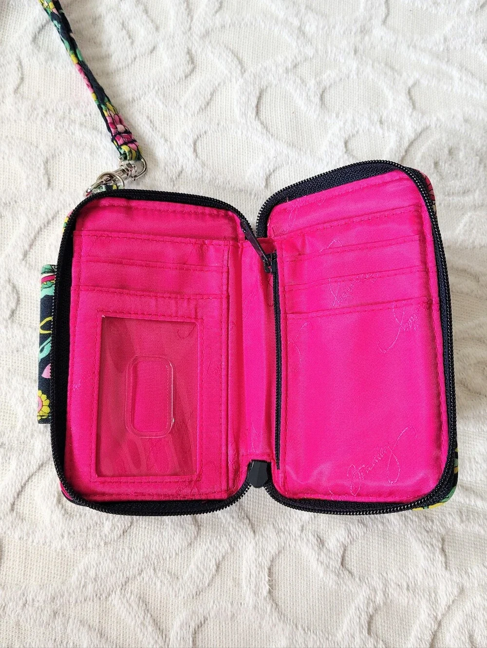 Vera Bradley Petal Paisley Smart Phone Wristlet Vintage Retired